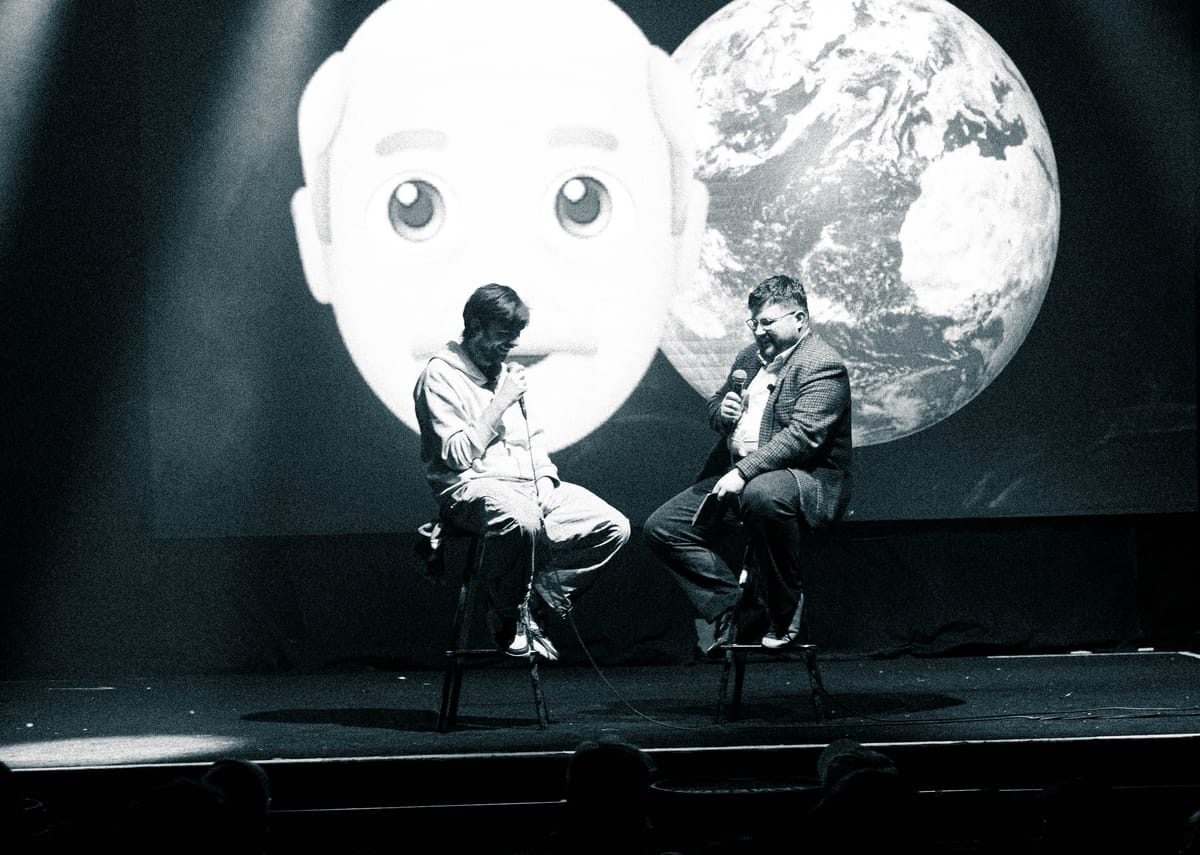 in search of Old Earth 👴🏻🌍